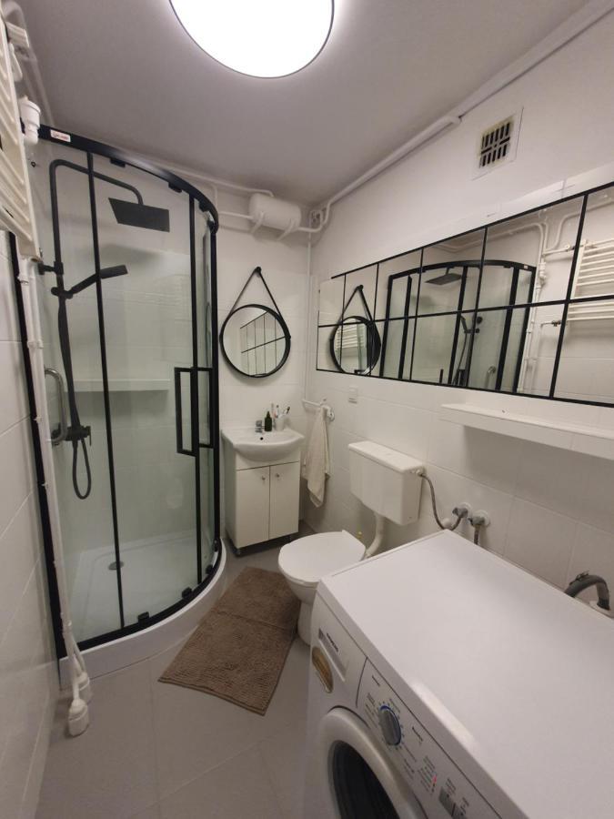 Apartamenty Czesc Cracovia Exterior foto